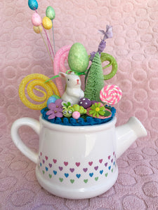 WATERING CAN EASTER MUG TOPPER