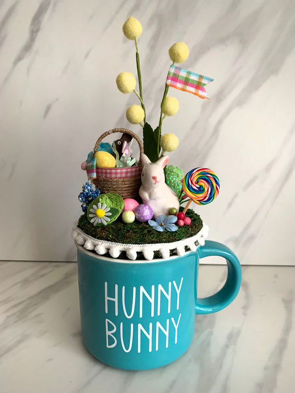 Hunny Bunny 2 Mug & Topper